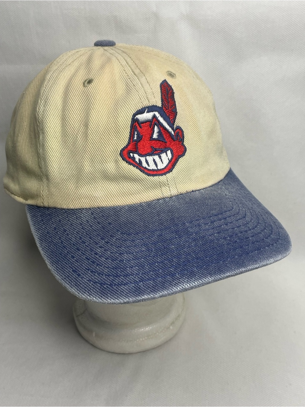 VTG 90’s Cleveland Indians Hat StrapBack Tan Chief Wahoo The G Cap MLB Baseball